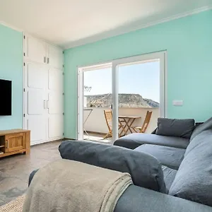 New Flat With View - 3 Min To Sea In Apartment